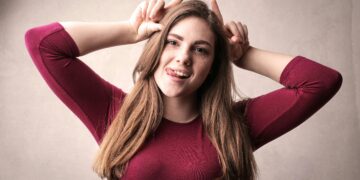 15 Short Witty Quotes for Every Social Media Caption