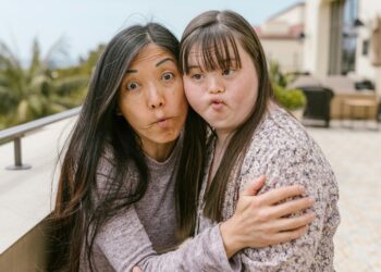 20 Humorous Quotes and Sayings to Brighten Your Day