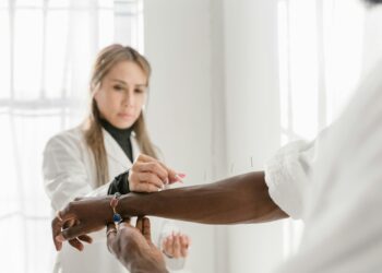 Top 10 Mindful Living Quotes to Inspire Your Daily Routine