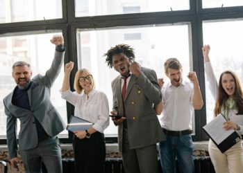 Discover 10 Powerful Quotes About Never Giving Up That Will Inspire Resilience